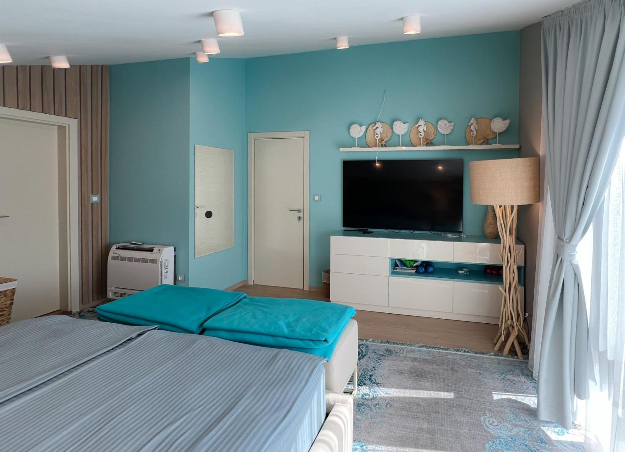 Pino - Villa, Casa, Cucina Е Terrazza Albena Zewnętrze zdjęcie
